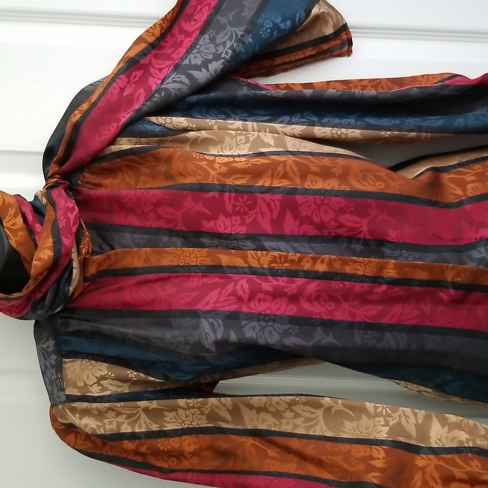 Stunning Blouse Size 4 Neck Wrap Scarf